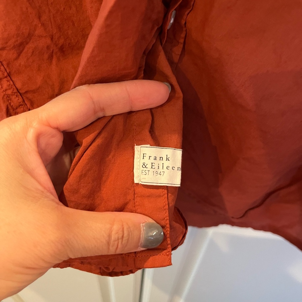 Frank and Eileen Eileen Linesman Button Down Shirt - image 4